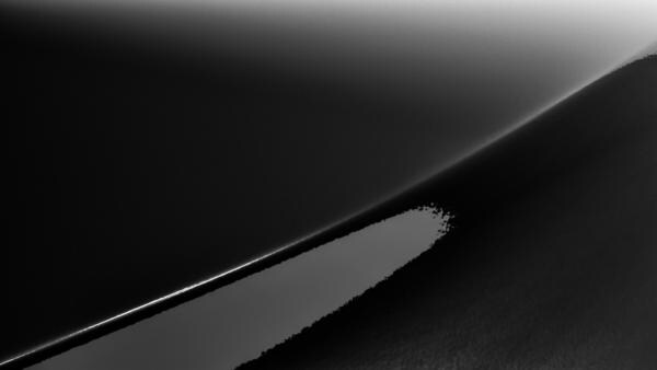 2080-G12 · Gloss Black